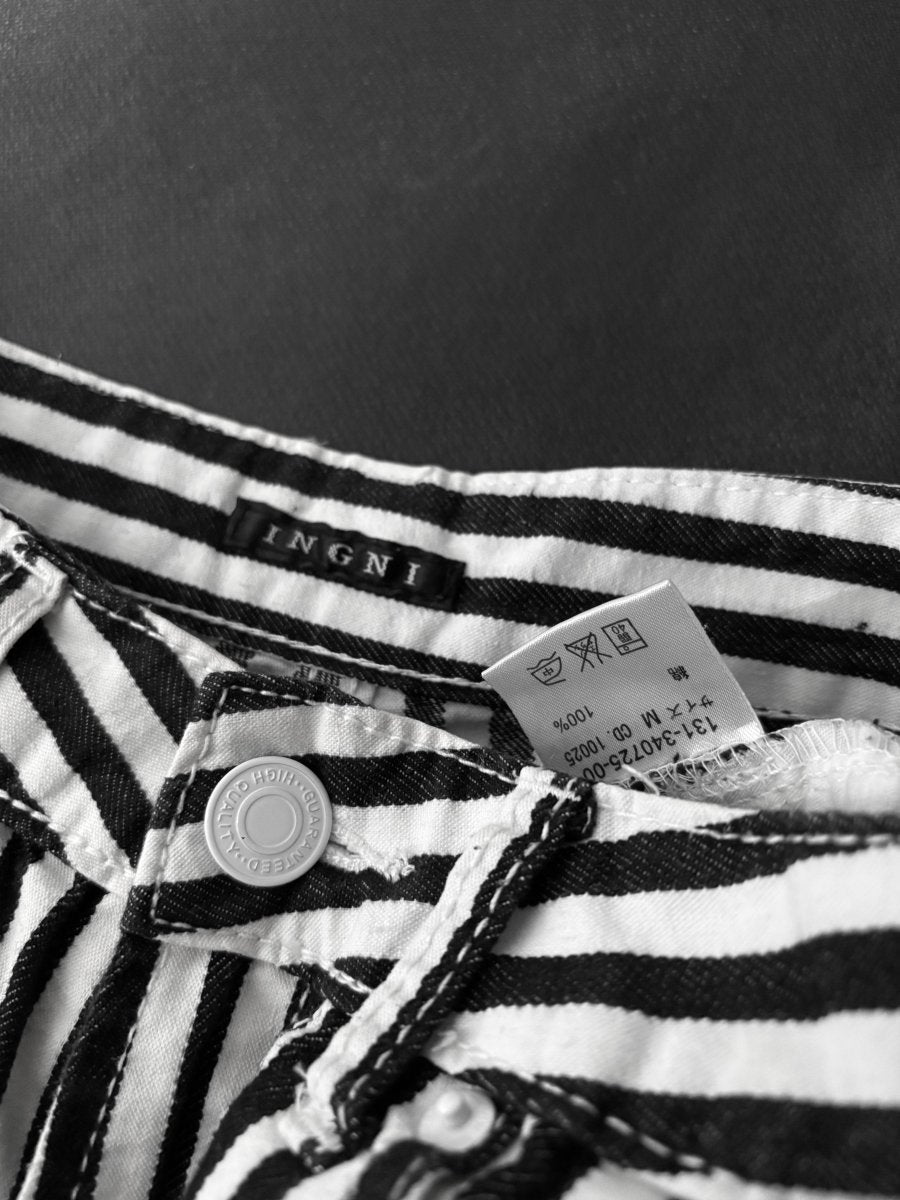 Ingni Striped Shorts - MIDNIGHT FAE