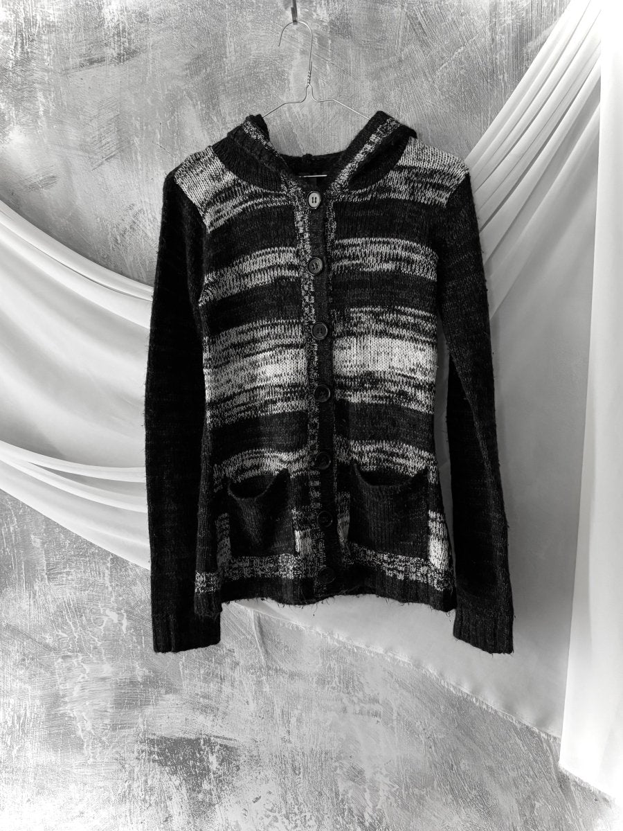Badger Knit Cardigan - MIDNIGHT FAE