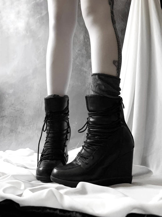 Bound Leather Boots - MIDNIGHT FAE