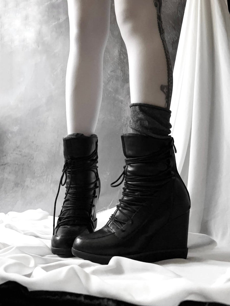 Bound Leather Boots - MIDNIGHT FAE