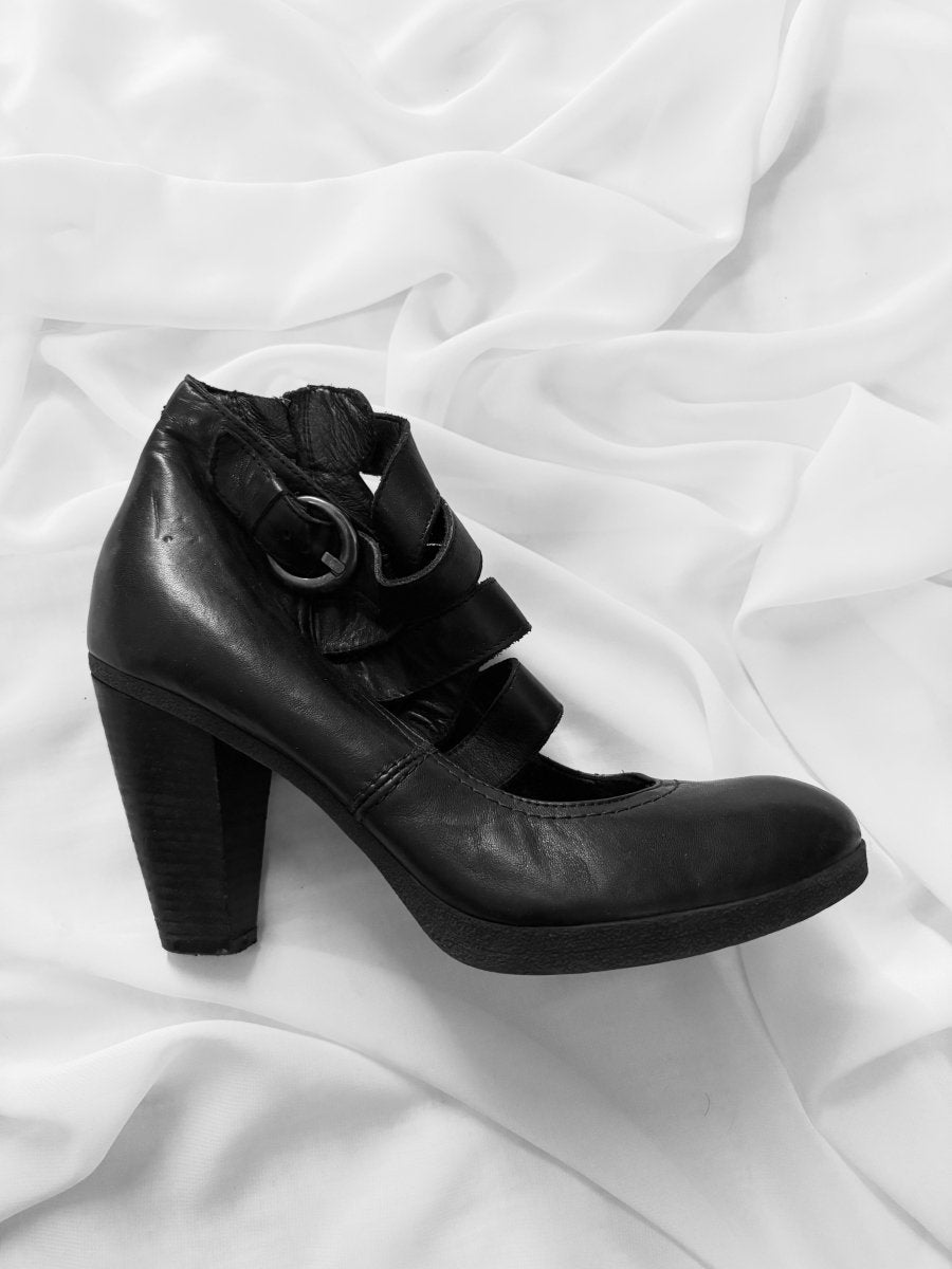 Cara Ankle Boots - MIDNIGHT FAE