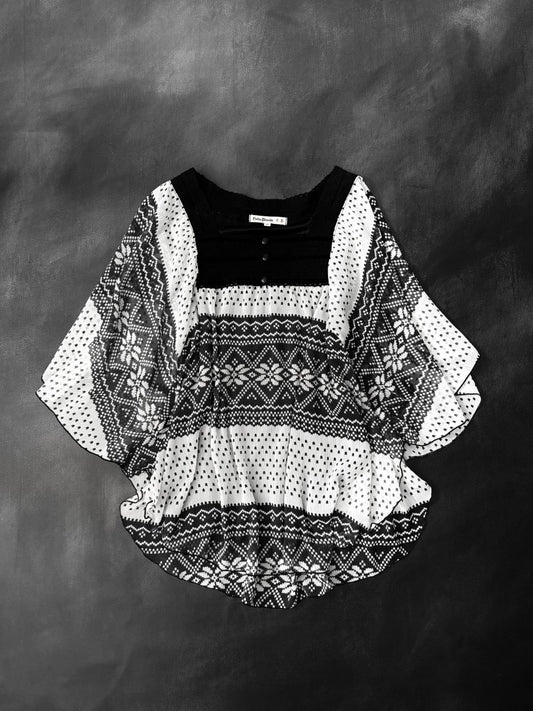 Hollow Mori Blouse - MIDNIGHT FAE