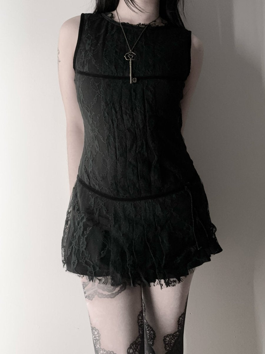 Lyon Pleated Lace Top - MIDNIGHT FAE