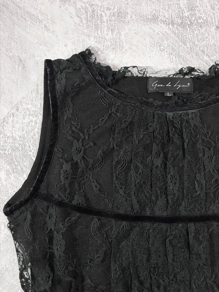 Lyon Pleated Lace Top - MIDNIGHT FAE