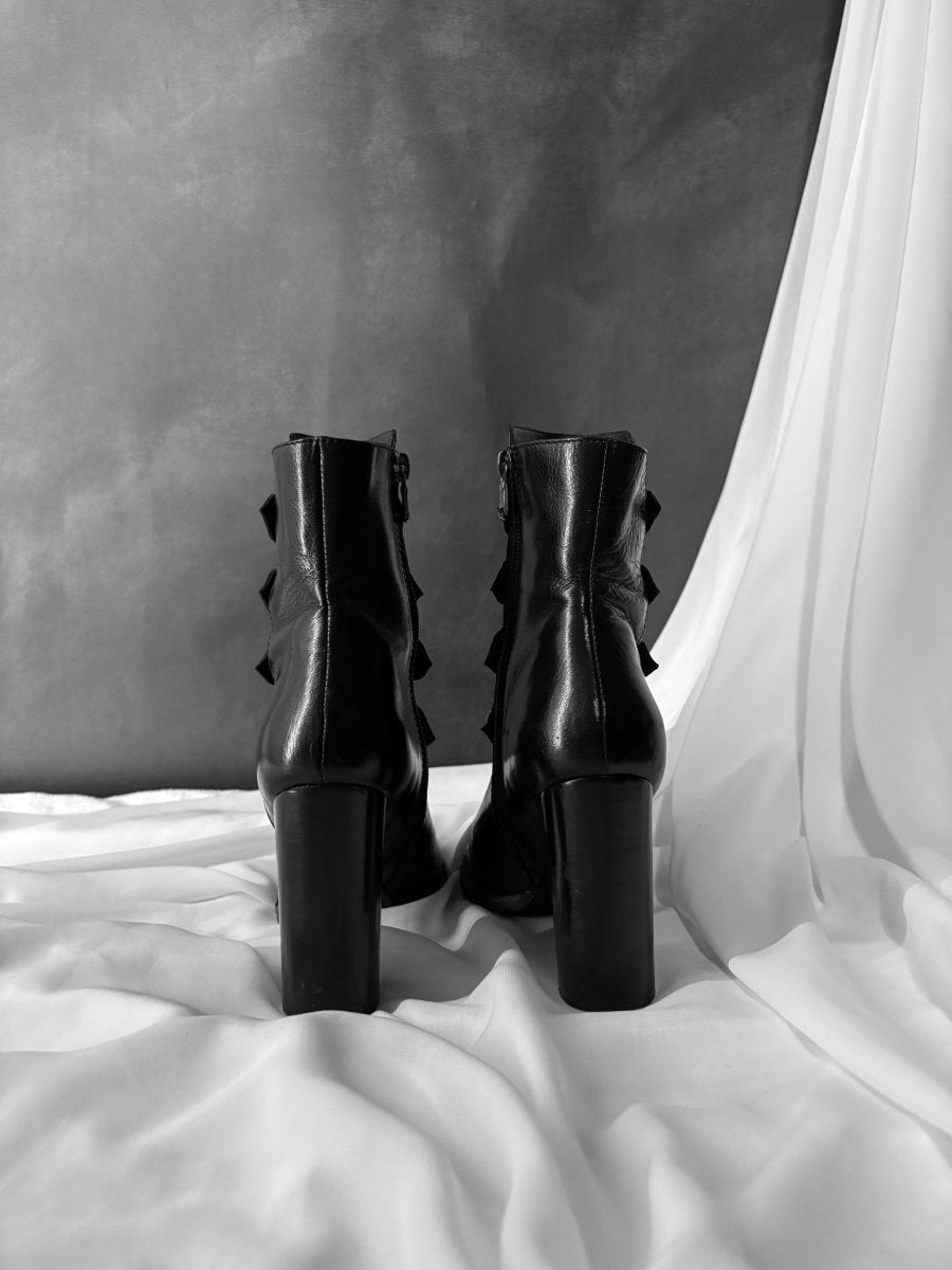 Nursace Ankle Boots - MIDNIGHT FAE