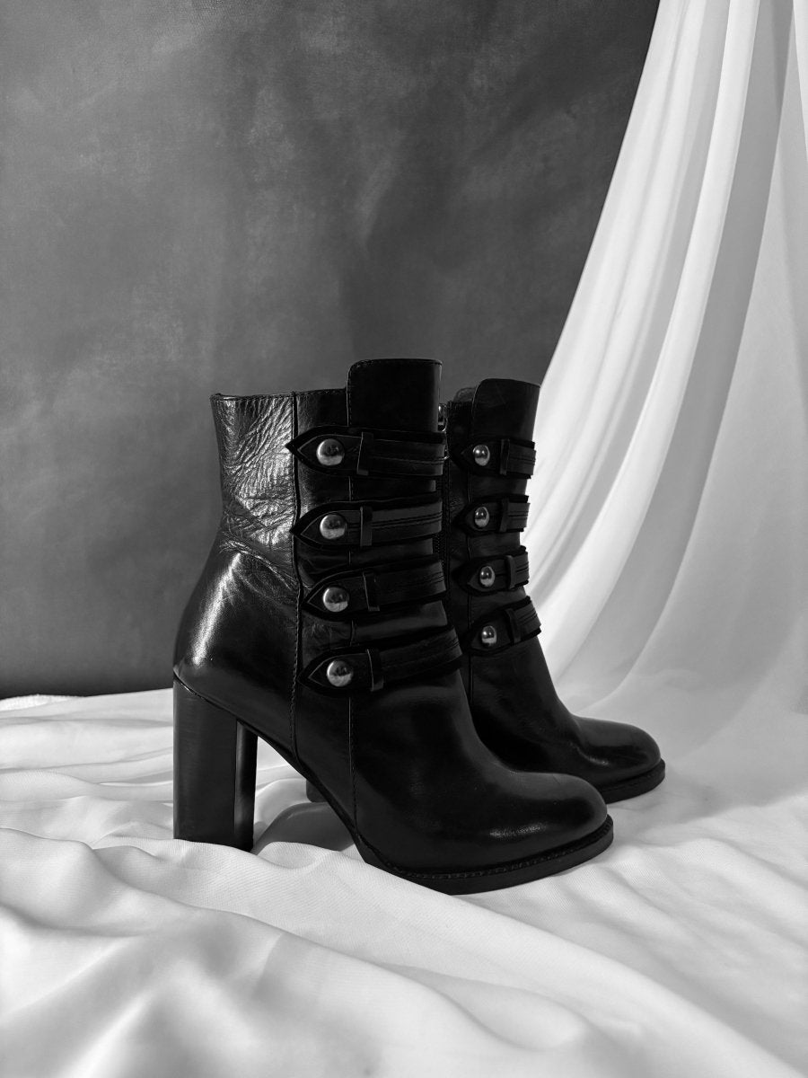 Nursace Ankle Boots - MIDNIGHT FAE