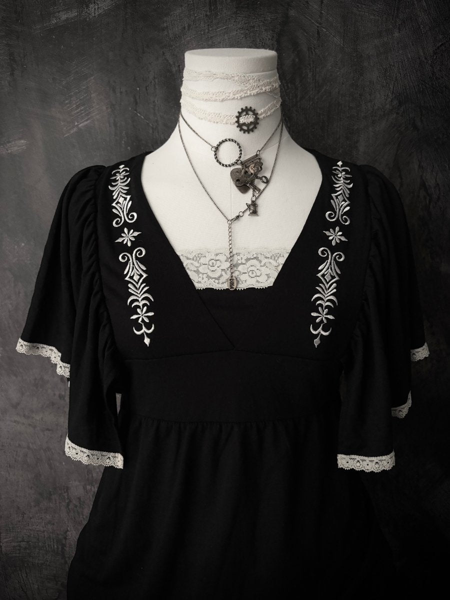 Oeillet Babydoll Blouse - MIDNIGHT FAE