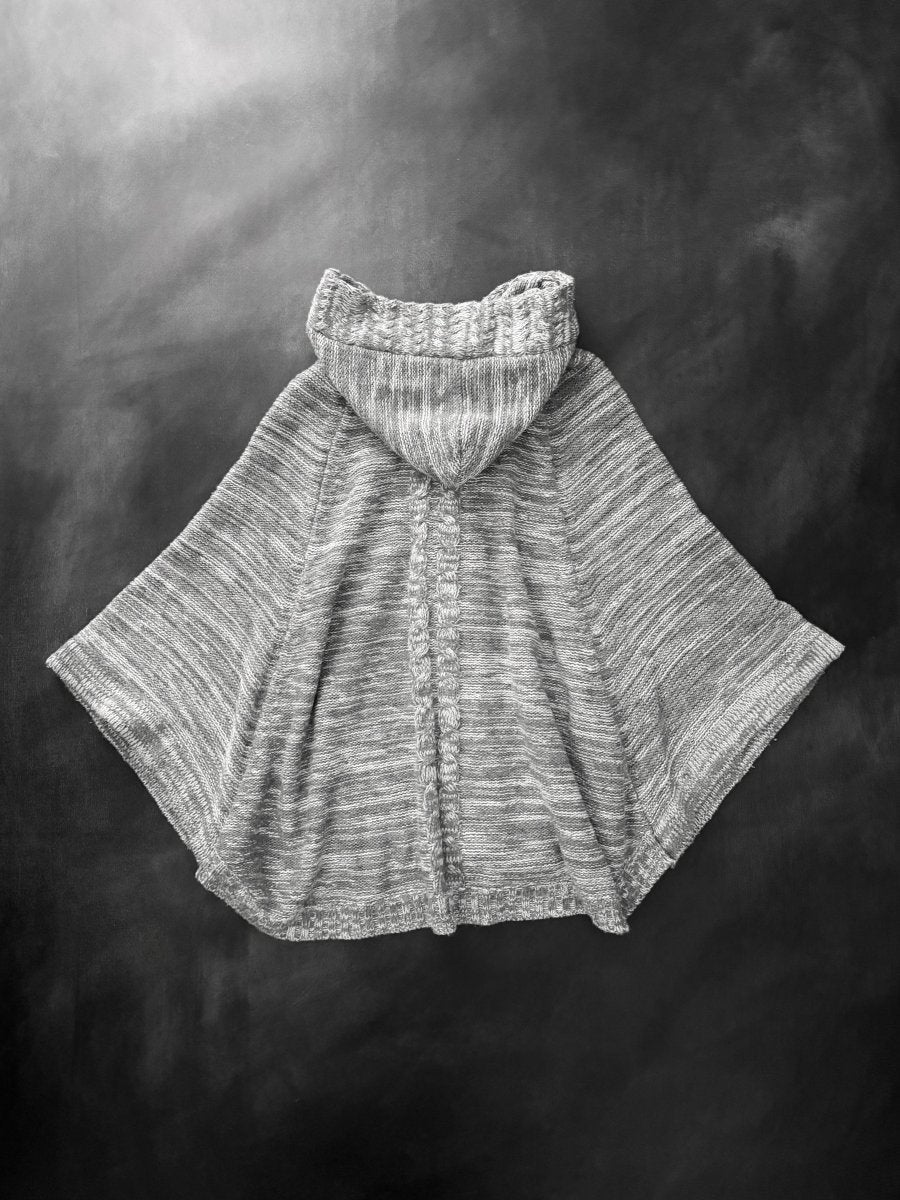 Putielal Grey Poncho - MIDNIGHT FAE