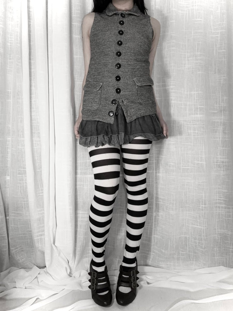 Sabbatum Button Vest - MIDNIGHT FAE
