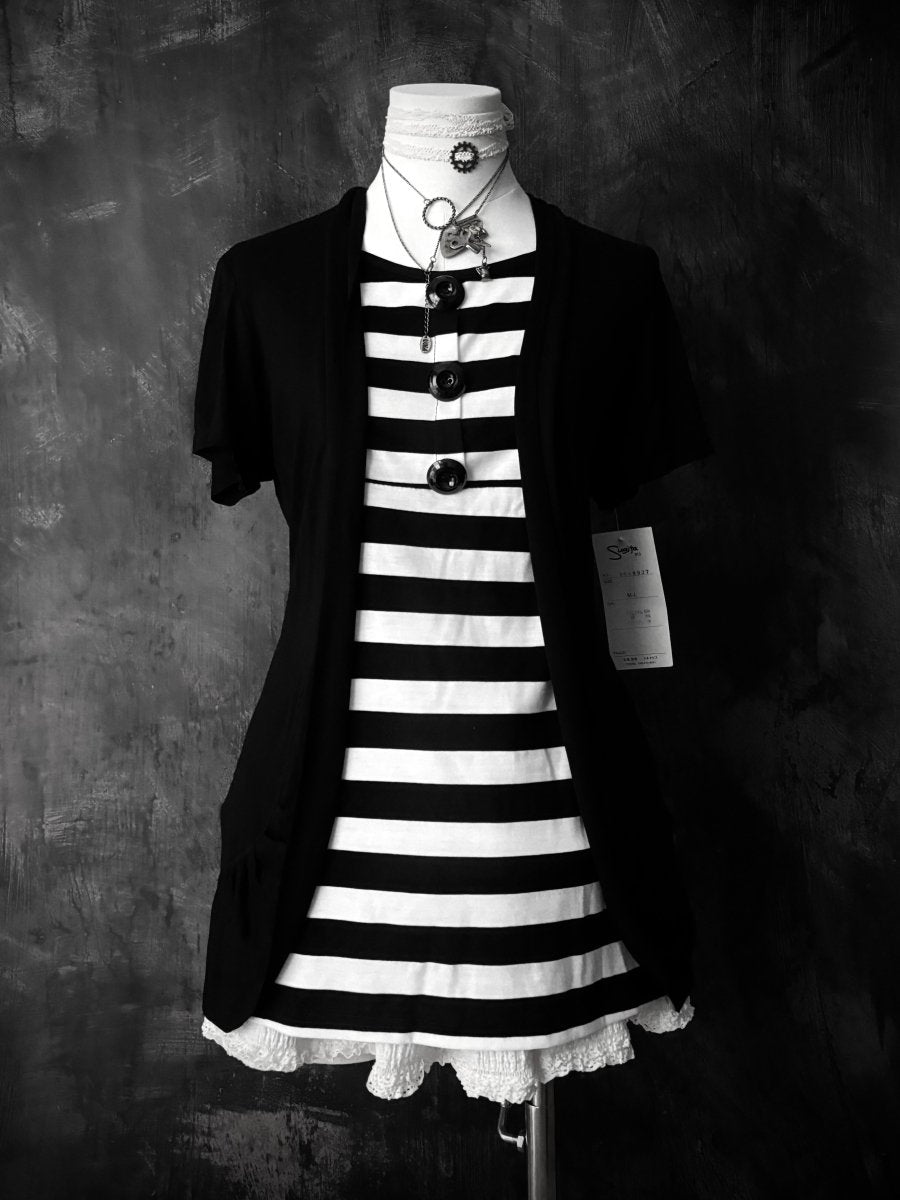 Spindle Layered Blouse (BNWT) - MIDNIGHT FAE