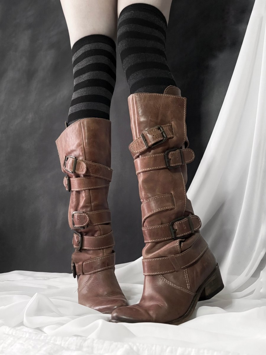 Wayfarer Buckle Boots - MIDNIGHT FAE