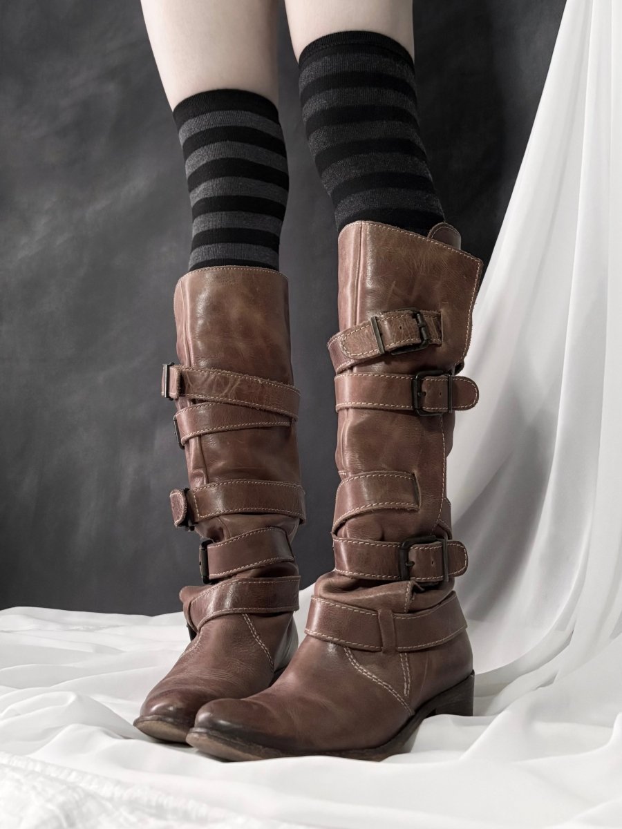 Wayfarer Buckle Boots - MIDNIGHT FAE